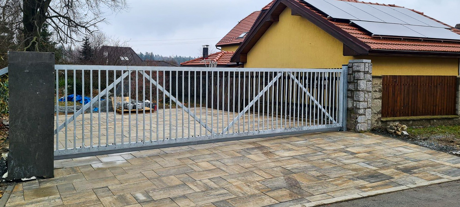 WhatsApp Image 2025-12-15 at 14.12